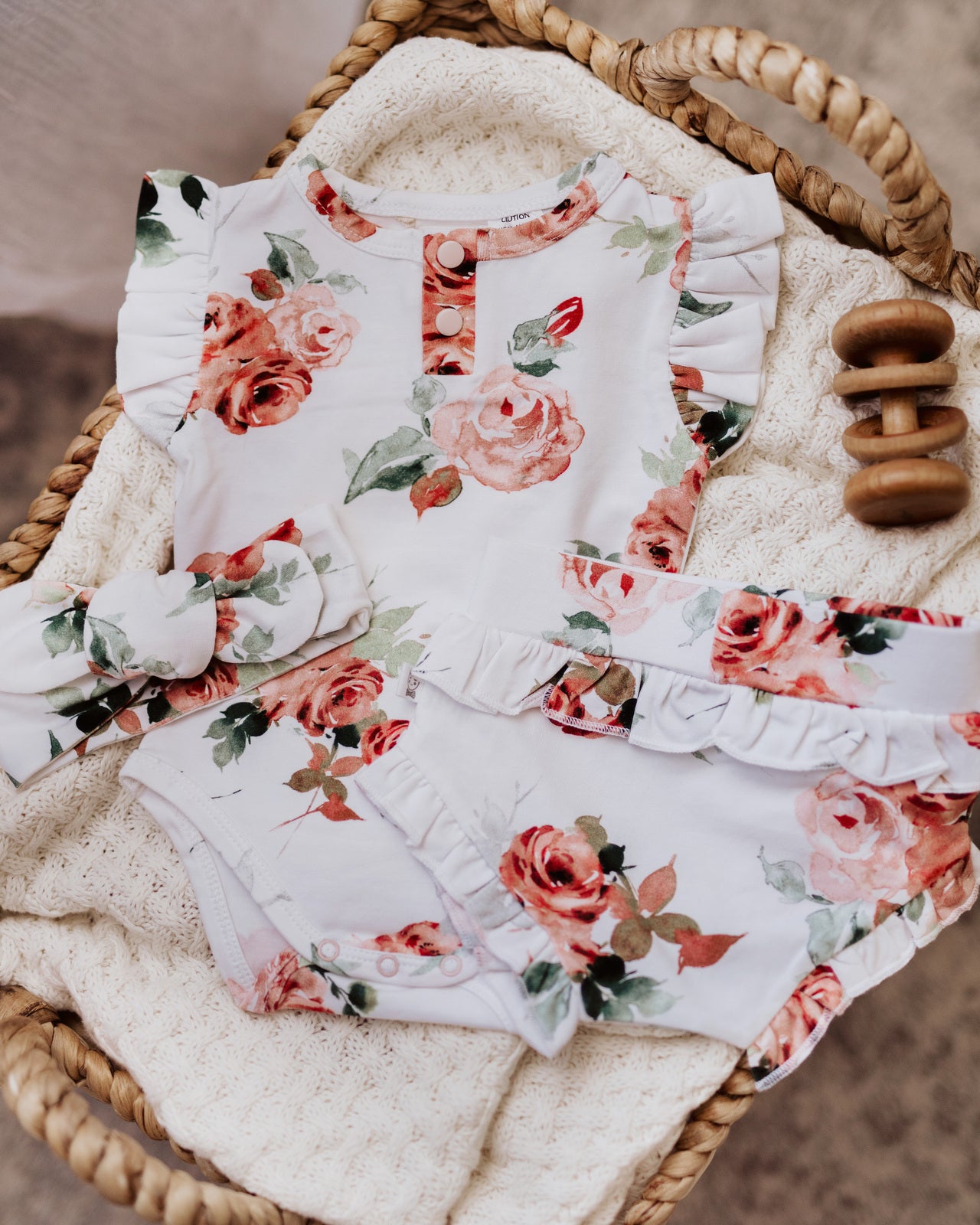 SNUGGLE HUNNY ORGANIC ROSEBUD BLOOMERS