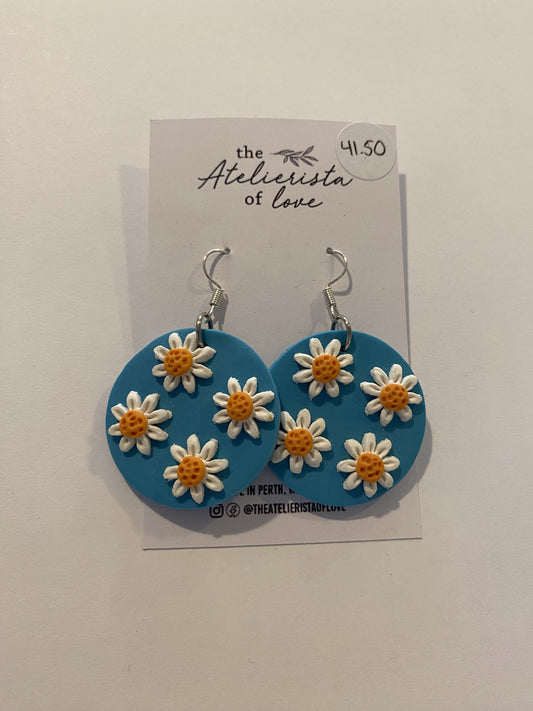 THE ATELIERISTA OF LOVE EARRINGS - DAISIES ON BLUE HOOKS